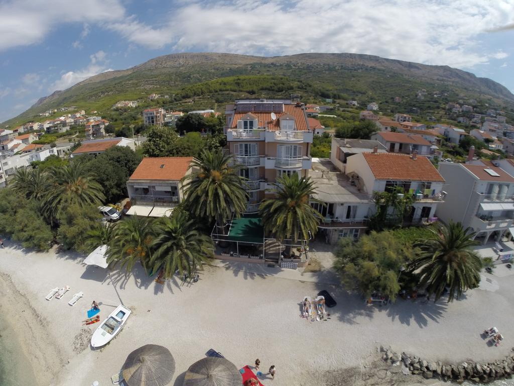 Villa Jerkan Podstrana Luaran gambar