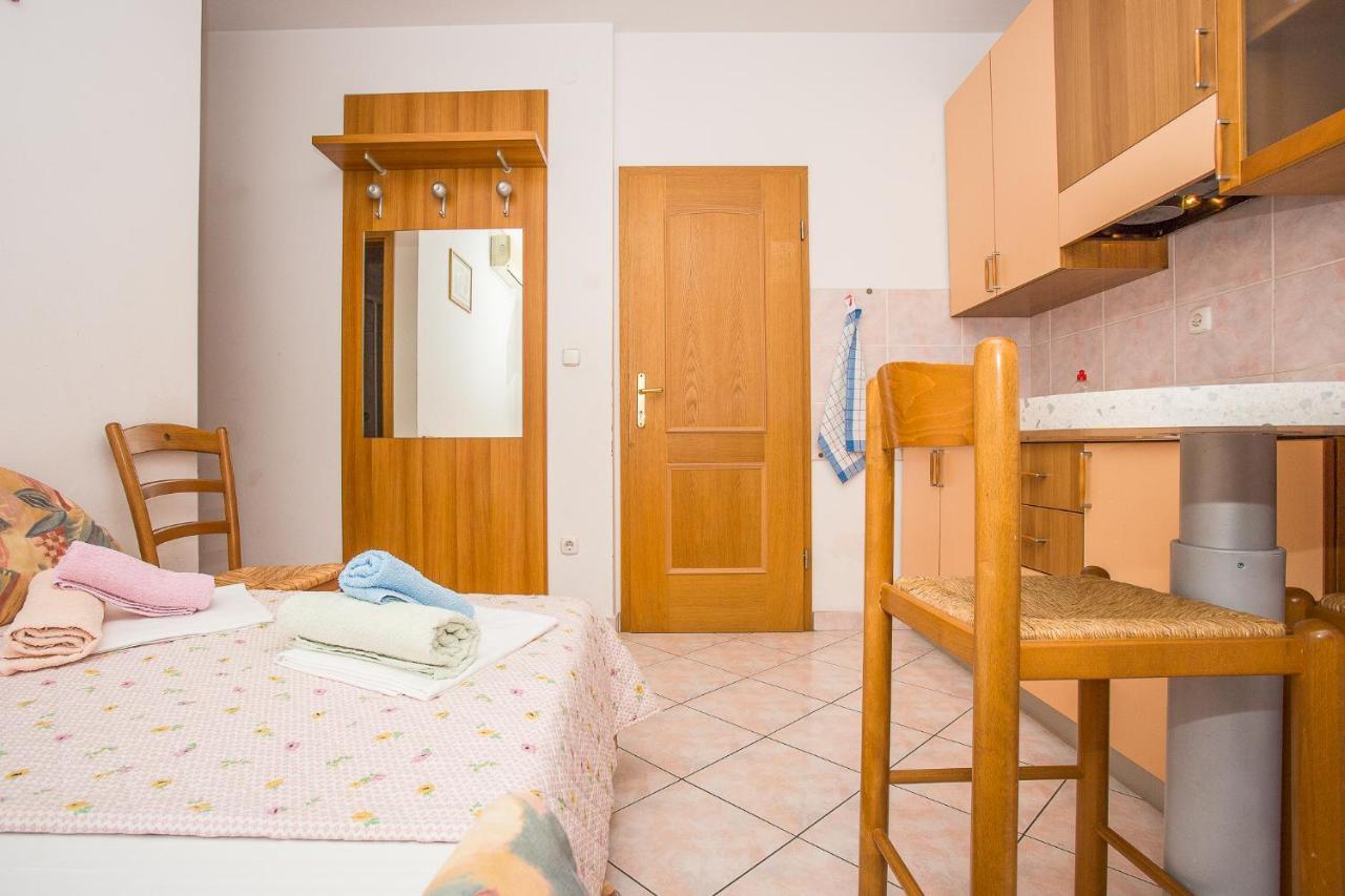 Villa Jerkan Podstrana Luaran gambar