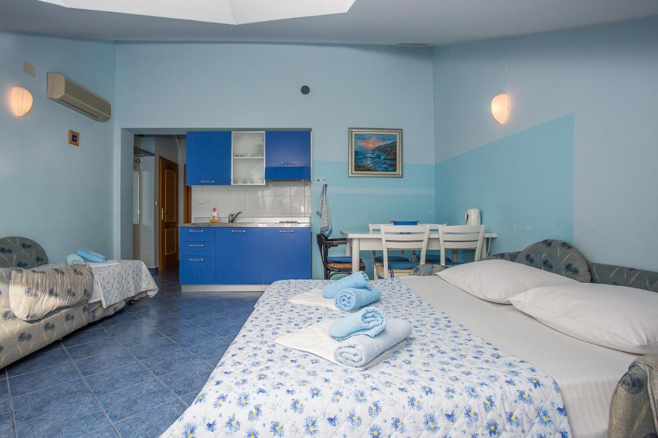 Villa Jerkan Podstrana Luaran gambar
