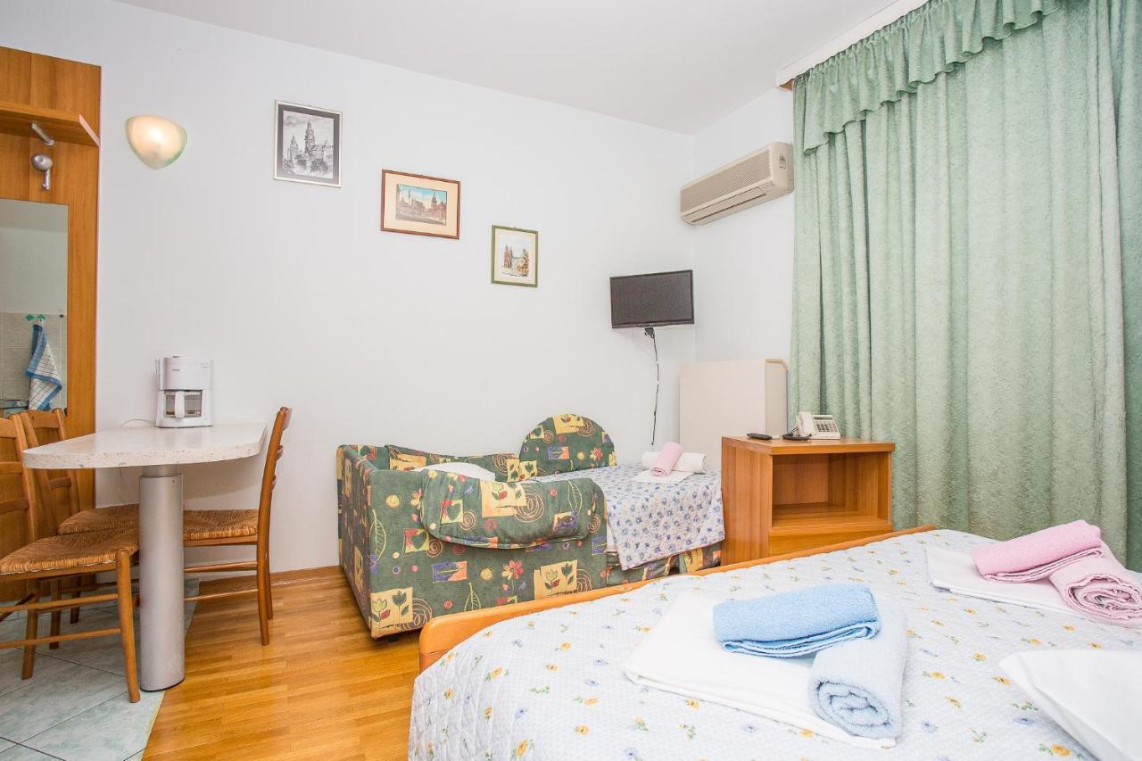 Villa Jerkan Podstrana Luaran gambar