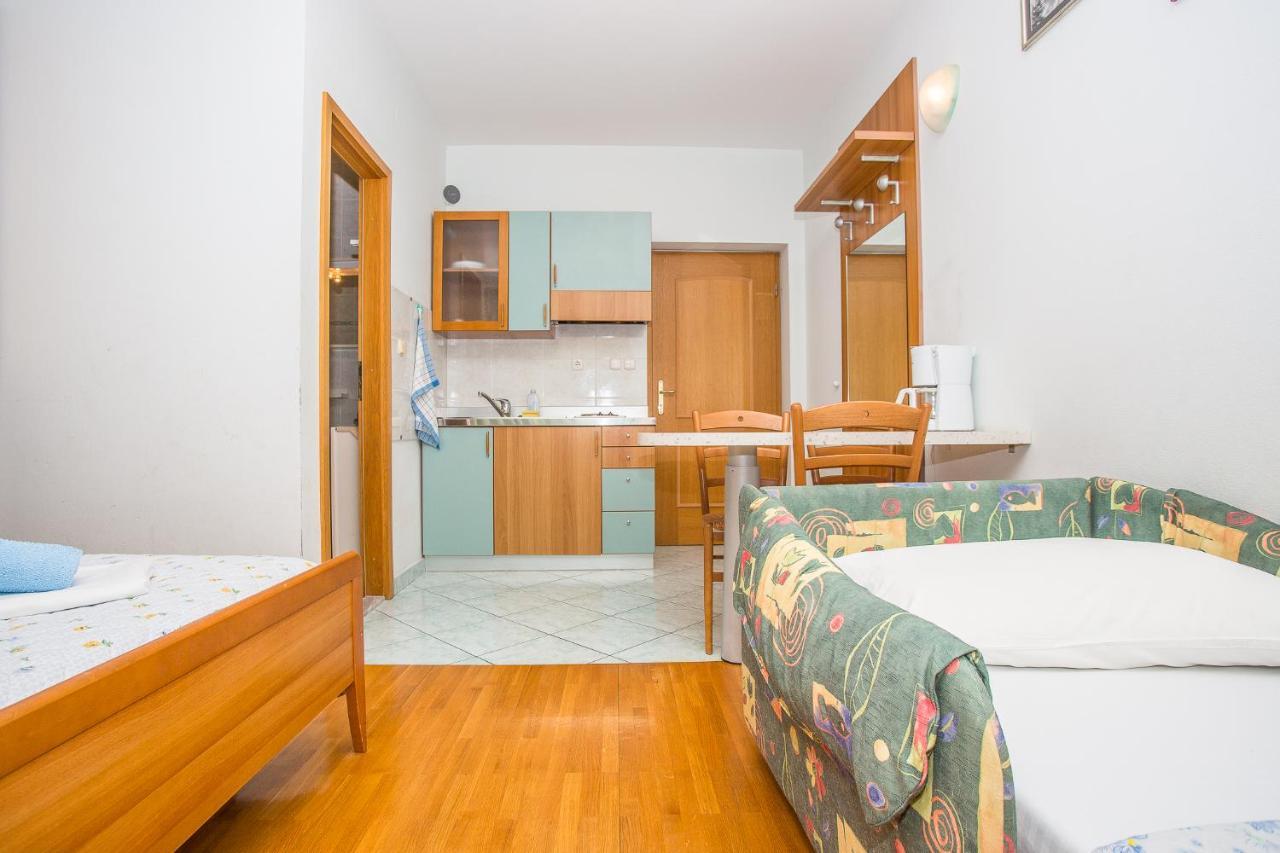 Villa Jerkan Podstrana Luaran gambar