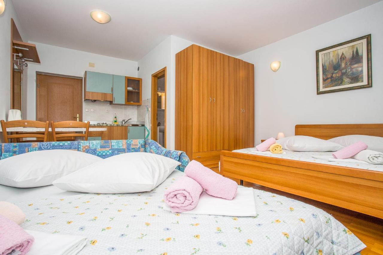 Villa Jerkan Podstrana Luaran gambar